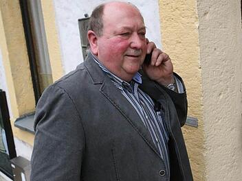 Der Aufseßer  Bürgermeister Ludwig Bäuerlein ist wütend. Foto: privat