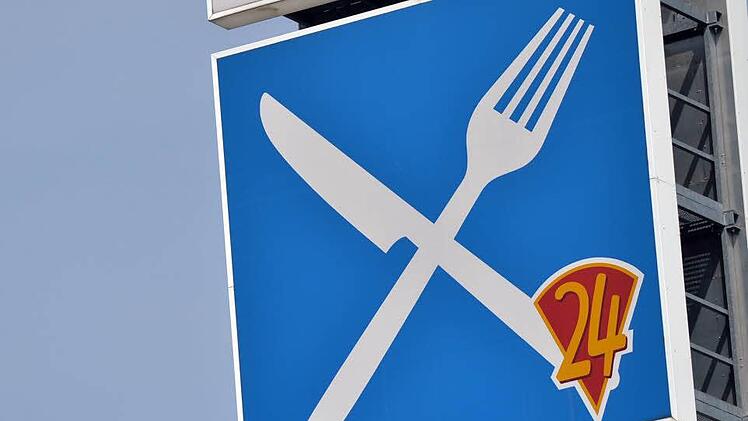 Ein Piktogramm an der Autobahn  Symbolfoto: Hendrik Schmidt, dpa