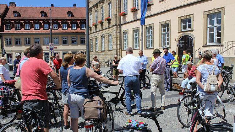 An Fahrrädern mangelt es in Bamberg nicht, deshalb scheint Bamberg wie gemacht für eine "Fahrradstadt". Ein Logo soll das nach außen tragen. Foto: Archiv