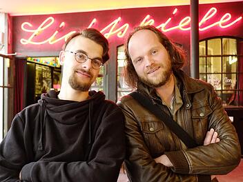 Der Hobbyfilmemacher Andreas Weber und Tatort-Schauspieler Andreas Leopold Schadt.Foto: Nikolas Pelke