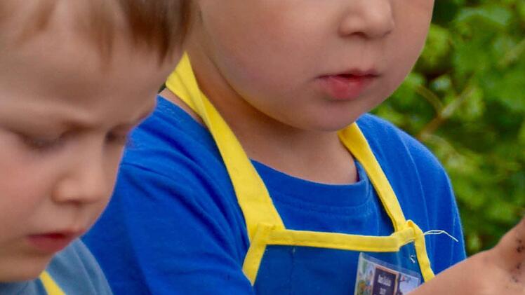 Gärtnern im Kindergarten Premich. Foto: Kathrin Kupka-Hahn