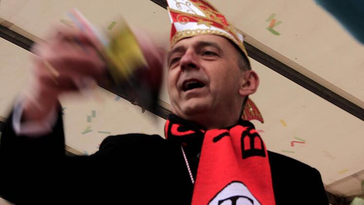 Impressionen vom Faschingsumzug der Weisendorfer Blummazupfer. Foto: Richard Sänger