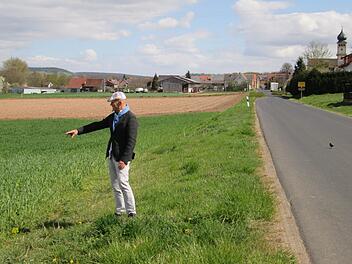 Ein Grundstück fehlt der Gemeinde noch und Langendorf hätte ein neues Baugebiet. Bürgermeister Karlheinz Kickuth (Foto) versucht noch ein diesbezügliches Gespräch zu führen.  Fotos: Winfried Ehling