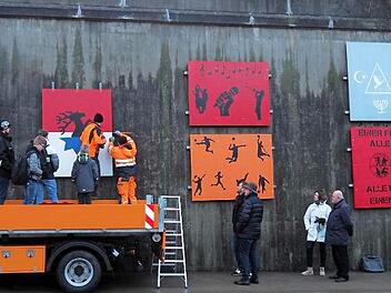 Graffiti-Tafeln verleihen der monotonen Unterführung den richtigen Pep. Foto: Andrea Spörlein