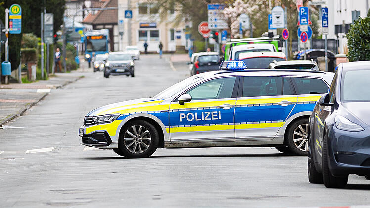 Tödliche Schüsse nach Messer-Attacke: Polizeieinsatz in Nienburg/Weser (Niedersachsen)