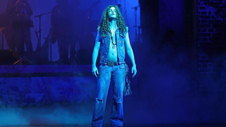 Hair" am Landestheater Coburg Foto: Henning Rosenbusch