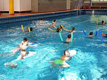 Schwabach: Hallenbad bietet Kinder-Schwimmkurse an - Infos und Termine