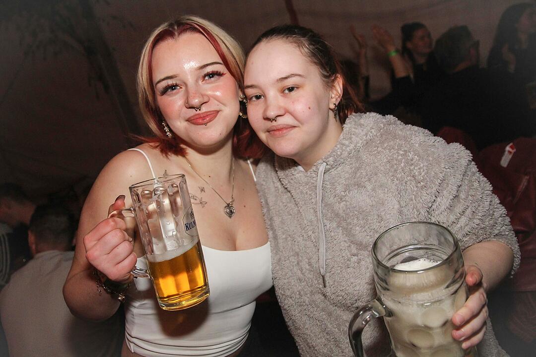 Party mit den DORFROCKERN Party mit den DORFROCKERN