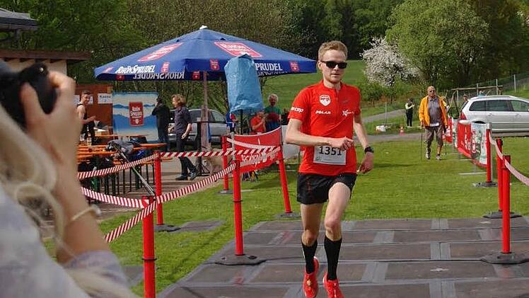 Locker-flockig und Schnellster: Dominik Briselat nach 11 km in 38:58 Minuten.