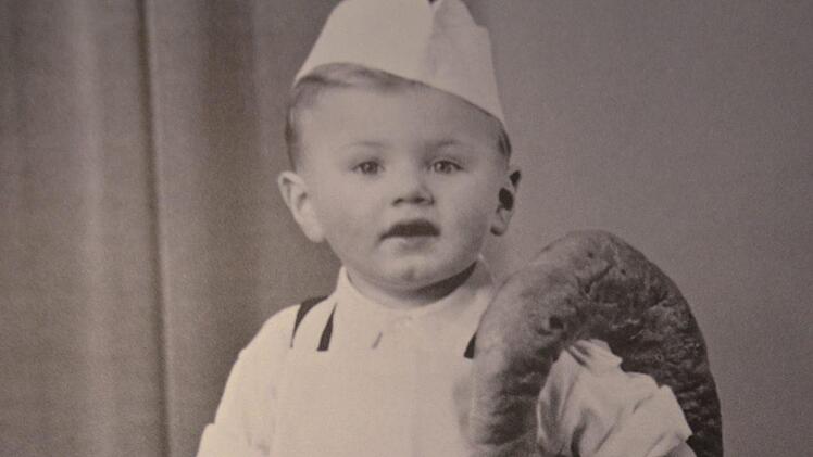 Schmuckes Bild an der Wand: Franz-Josef Lang als Kind