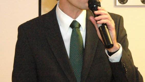 Pfarrer Axel Töllner stellte das Projekt "Synagogen-Gedenkband Bayern" vor.Foto: Gerhard Schmidt