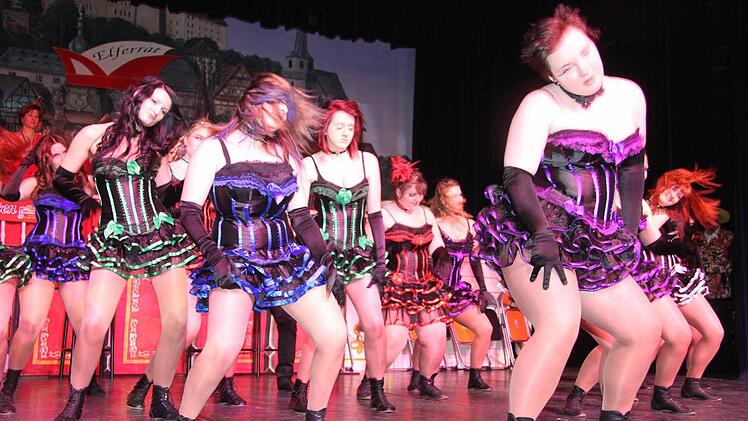 Gardetänze vom Feinsten gab es bei der 50. Prunksitzung des KFF. Fotos: Sonja Adam