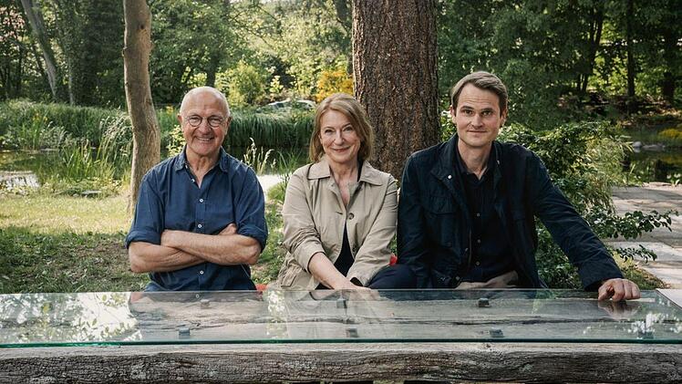 Erste Fotos vom Set . Von links: Regisseur Max Färberböck mit den Kommissaren  Paula Ringelhahn (Dagmar Manzel) und Felix Voss (Fabian Hinrichs). Foto: BR/Hager Moss Film GmbH/Hendrik Heiden