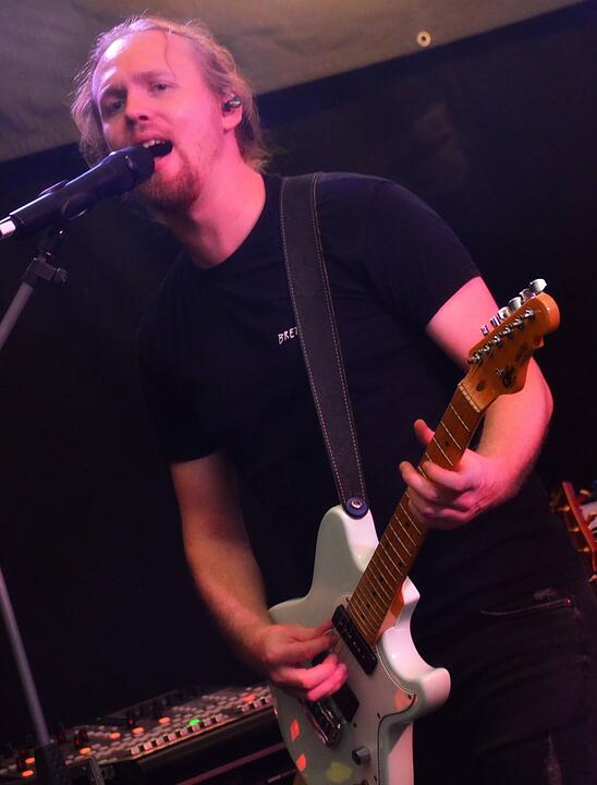 Party mit der Band "CAVELAND"