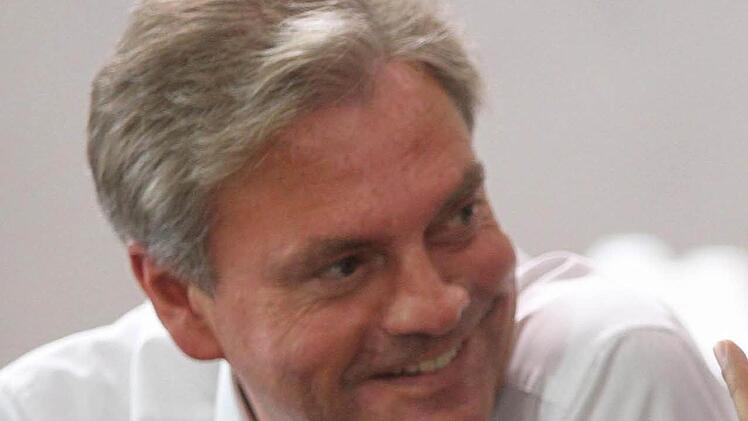 Klaus Schillig ist zufrieden. Seine junge Frohnlacher Mannschaft benötige Zeit um sich zu entwickeln. Rückschläge seien einkalkuliert gewesen und würden die Gemeinschaft nicht umhauen. Fotos: Archiv/Timo Geldner