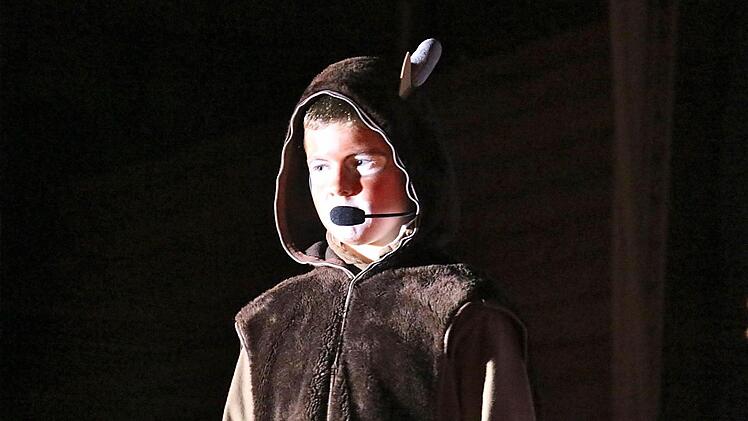 An der Langendorfer Schule wurde das Kindermusical "die Drei vom Stall" aufgeführt. Foto: Gerd Schaar