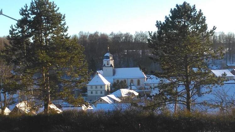 Königsfeld liegt auf 450 Höhenmetern im Fränkischen Jura. Direkt vor den Toren der fränkischen Schweiz ist das Dorf von einer schönen Landschaft umgeben. Foto: inFrankenPix-Nutzer "SabrinaKrapp"