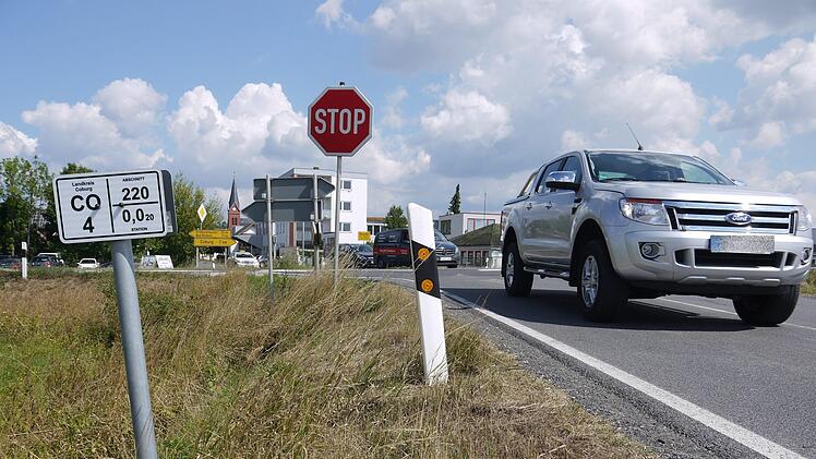 Die Kreisstraße CO 4 zwischen Weidach und Wiesenfeld wird während der Bauarbeiten einige Zeit gesperrt sein.
