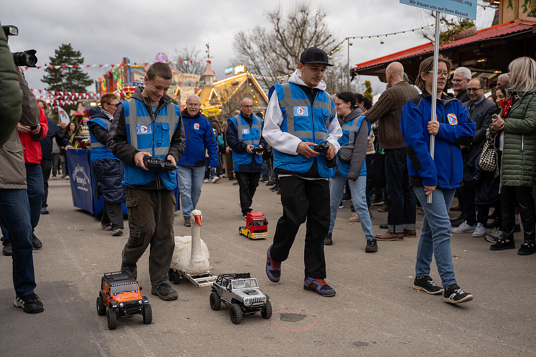 Mehr als 150 Buden und Attraktionen!