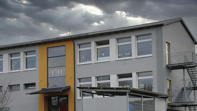 Viel Geld investierte die Marktgemeinde in die Grundschule in Poppenlauer und den Kinderhort.  Dies ist eines der gr&ouml;&szlig;eren Projekte des Jahres 2021. Foto: Archiv Dieter Britz