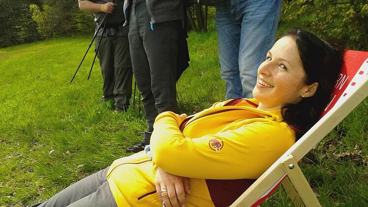 Die Liegestühle auf der Frühlingshöhe sind unwiderstehlich. Foto: Christine Fischer