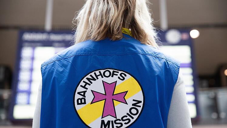 Stadtmission Nürnberg sammelt Spenden für Bahnhofsmission und Bedürftige