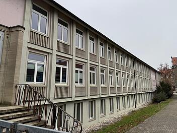 Das Herder-Gymnasium in Forchheim muss saniert werden.  Bjarne Bahrs