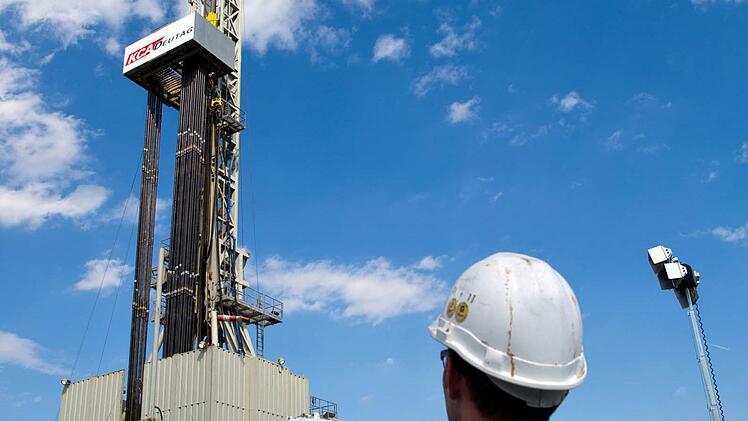 Ein britisches Unternehmen hat eine Erkundungs-Lizenz zur Förderung von Öl und Gas in Oberfranken erhalten. Foto: Patrick Pleul dpa