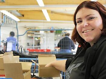 Judith Natzschka hat - wie alle Mitarbeiter - einen hellen Arbeitsplatz.  Fotos: Michael Gründel