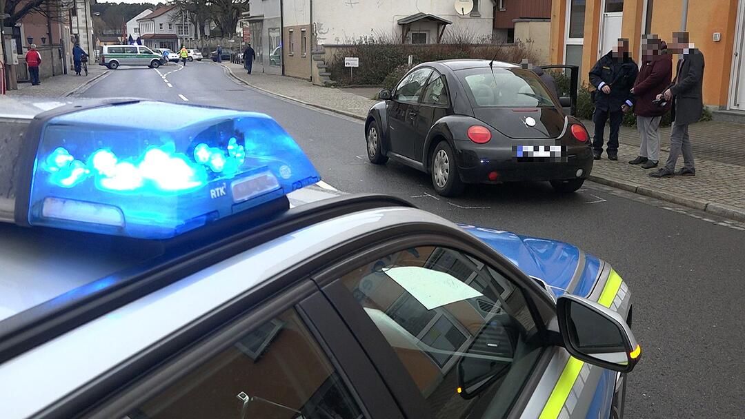 Tödlicher Unfall in Strullendorf: Fußgängerin wird überfahren