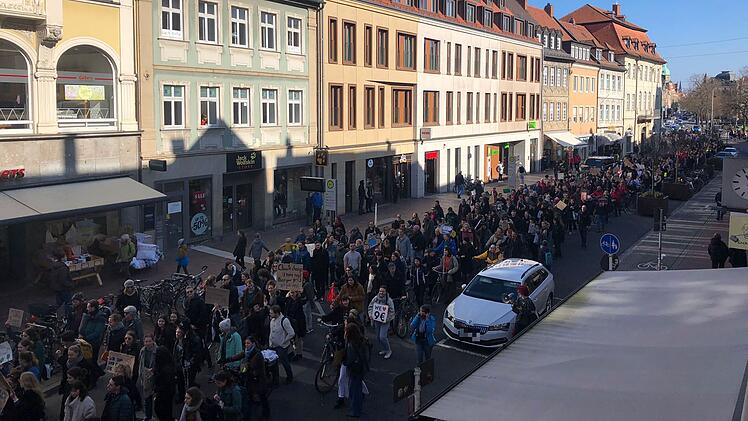 Bamberg: Globaler Klimastreik - zahlreiche Teilnehmer bei "Fridays for Future"-Demo