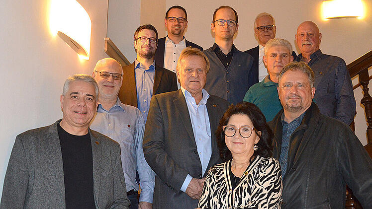 Schwabach: Stadt zeichnet engagierte Wahlhelfer aus - "ohne sie nicht möglich"