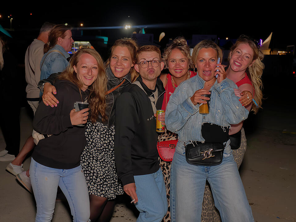 Das Sommerfestival f&uuml;r alle, die feiern, tanzen und einfach gl&uuml;cklich sein wollen!
