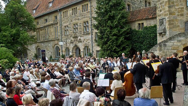 Reger Andrang bei der Serenade auf der Veste Coburg.Foto: Jochen Berger