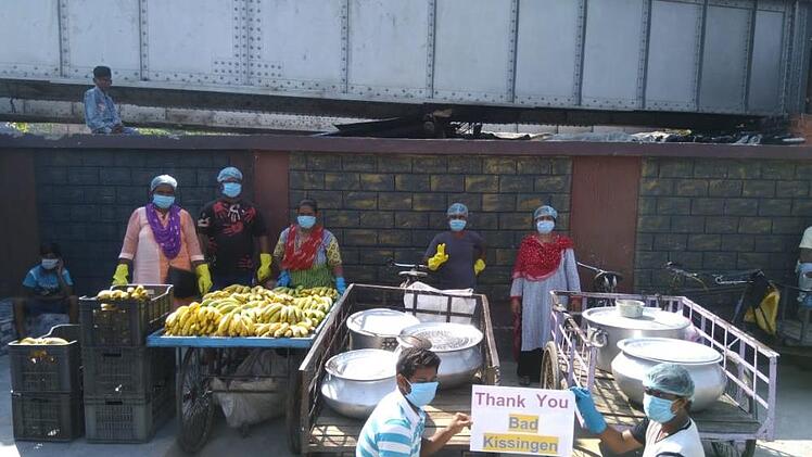 Das Essen wird verteilt. Foto: Father Mathew-George/Kalkutta