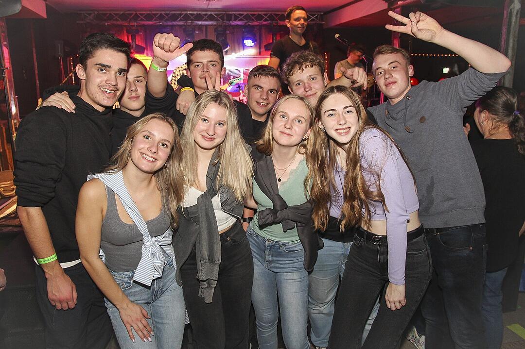 Partystimmung mit den Dorfrockern