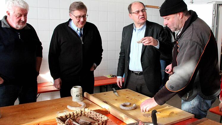Herbert Gräbner (ehemaliger 3. Bgm), Landrat Helmut Weiß, Bundesminister Christian Schmidt, Bürgermeister Werner Stöcker Foto : Johanna Blum