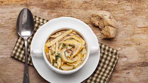 Pfannkuchensuppe