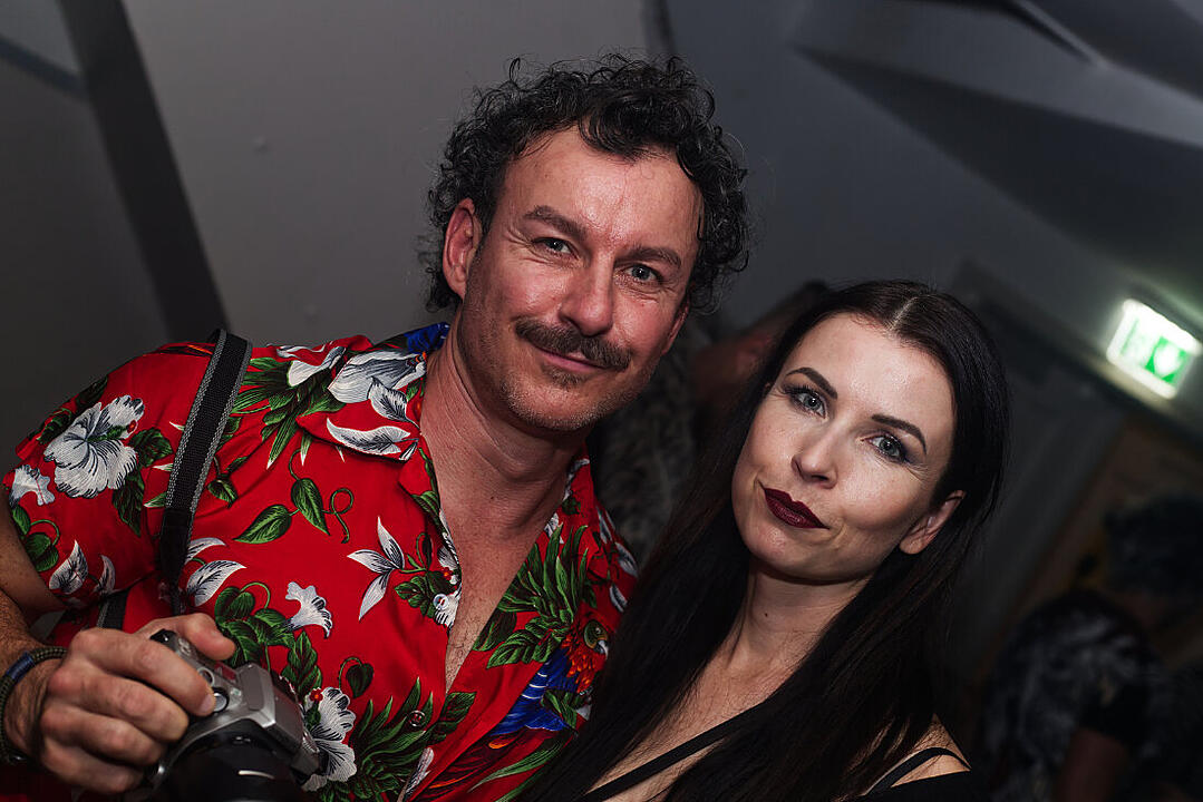 ME & MY (ZOMBIE) GIRLS HALLOWEEN