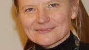 "Die Ökologische" Carita Müller: Die 54-Jährige (ÖDP) will sich im Bezirkstag dafür einsetzen, dass beim Streit der Krankenkassen mit der Sozialhilfe nicht die ökonomischen Interessen siegen. Sie möchte mit ihren Ideen den Nahverkehr optimieren.