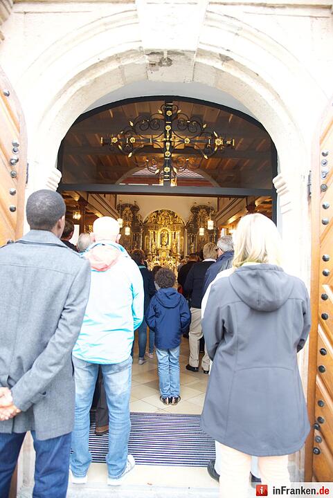 Nach einjähriger Kirchensanierung: Hannberg feiert die Wiedereröffnung der Wehrkirche der Pfarrei Geburt Mariens Hannberg