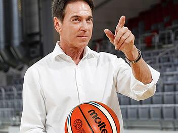 Michael Stoschek ist Aufsichtsratsvorsitzender der Bamberger Basketball GmbH. Ob er es nach einem Gesellschafterwechsel bleibt, ist ungewiss. Foto: Daniel Löb