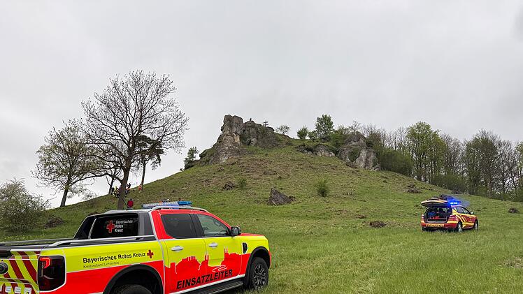 Tödliches Unglück am Staffelberg: 46-Jährige stürzt über 10 Meter in die Tiefe