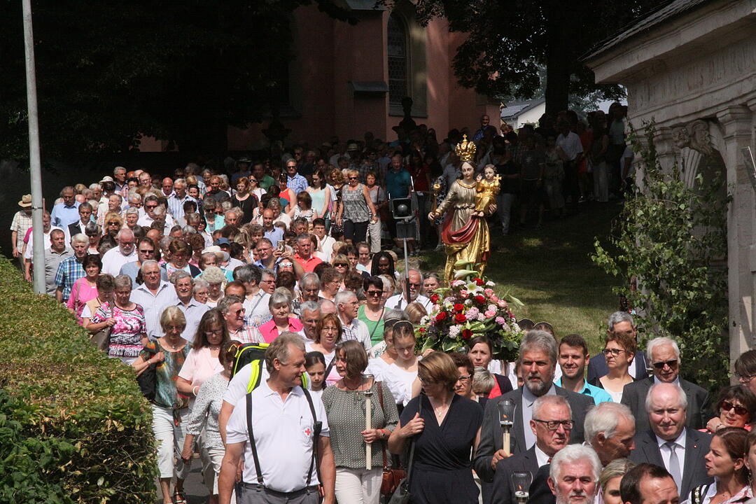 Burgwindheim feiert Blutsfest