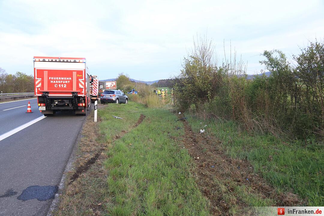 Nicht angeschnallt: Fahrer wird auf A70 bei Knetzgau aus Auto geschleudert