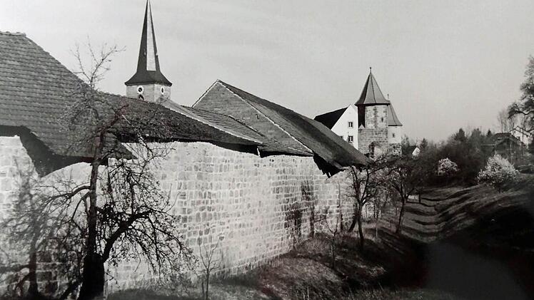 Mit seinen vielen historischen Häusern und seiner komplett erhaltenen Stadtmauer ist Seßlach eine besondere touristische Attraktion im Coburger Land.Foto: Archiv