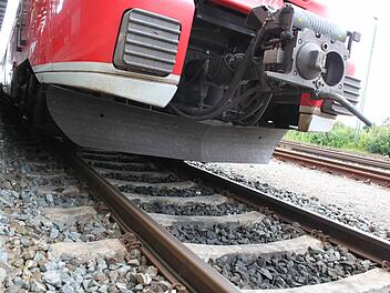 Bei der Entgleisung ist zum Glück niemand verletzt worden. Symbolbild Daniel Karmann/ dpa