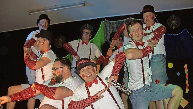 M&auml;nnerballett des Musikvereins.