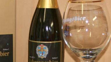 Georg Rittmayer aus Hallerndorf zeigt schon länger, dass fassgelagerte Stark-Biere gut aussehen und gut ankommen.