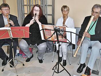 Seit 30 Jahren begeistert Flauto Rondo mit Musik der Renaissance sein Publikum. Zur Instrumentalgruppe geh&ouml;ren (von links) Edwin Jungkunz, Valentina Backert, Pia Welscher und Hans Ehm.  Foto: Bernd Kleinert